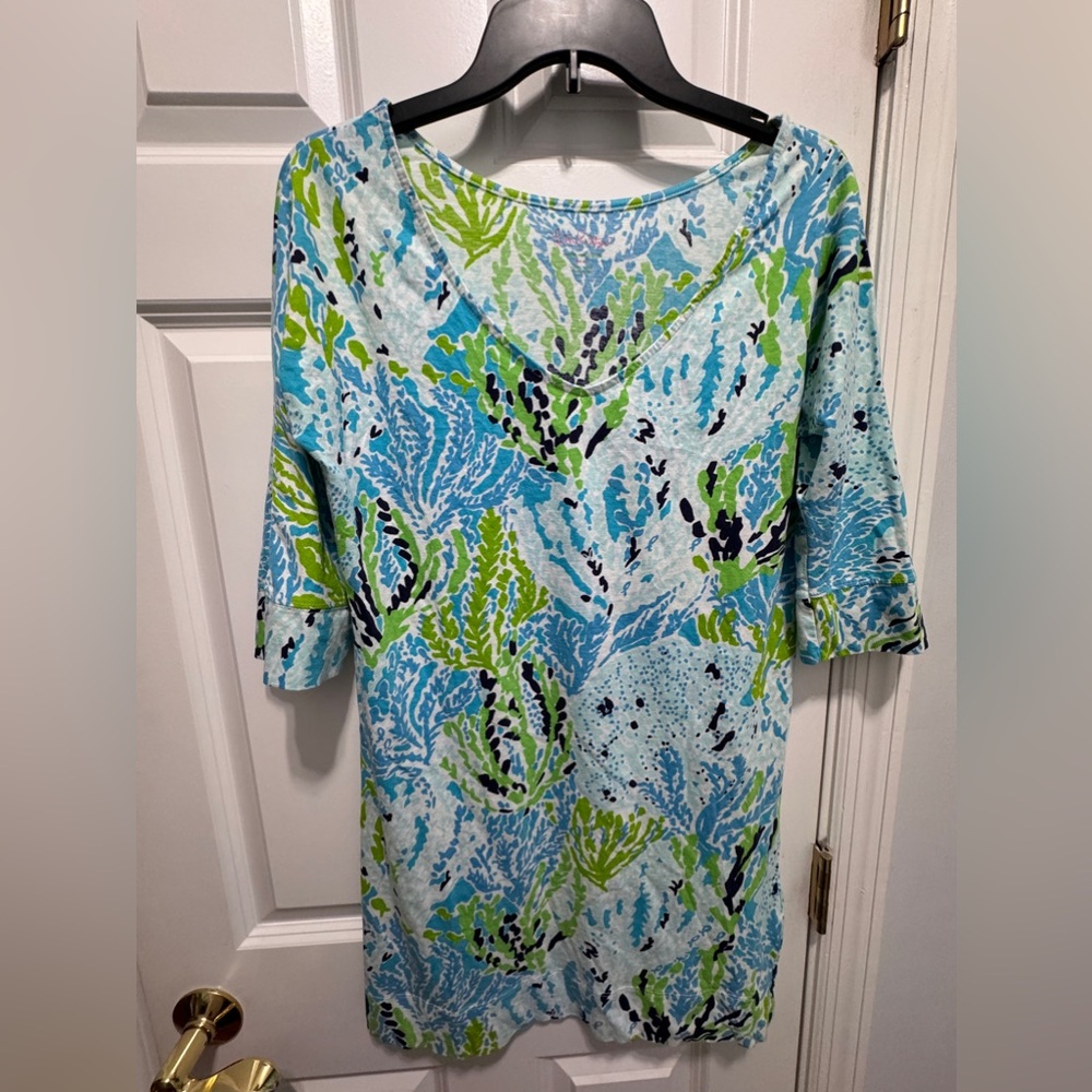Lilly Pulitzer sixteen small v neck 100% Pima cotton dress